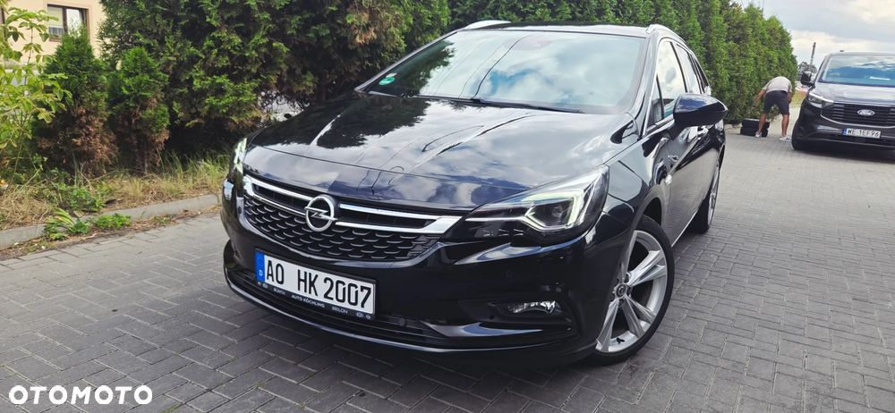 Opel Astra 1.6 BiTurbo D Start/Stop Sports Tourer Ultimate - 4