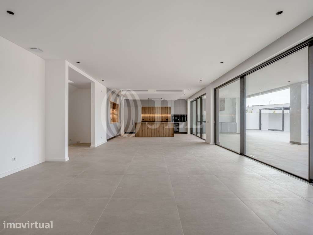 Moradia T4 com piscina e jardim, em Vilamoura, Algarve - Grande imagem: 3/79