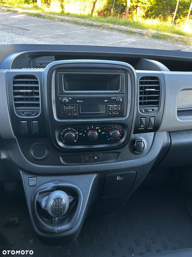 Renault TRAFIC - 9