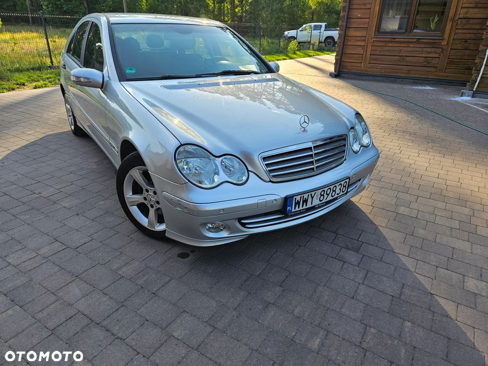 Mercedes-Benz Klasa C 220 CDI Avantgarde DPF - 2