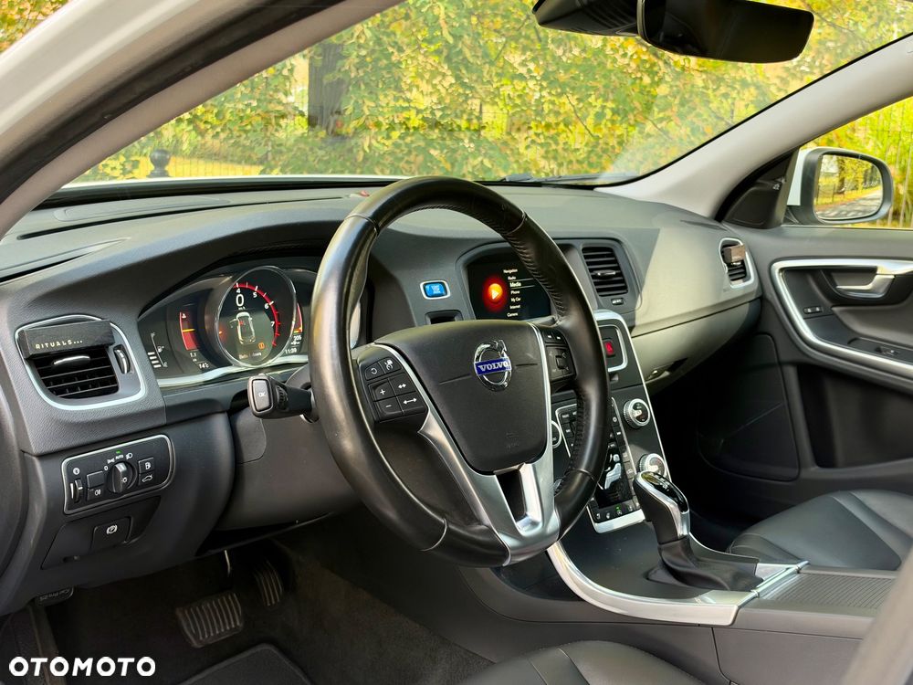 Volvo S60 - 11