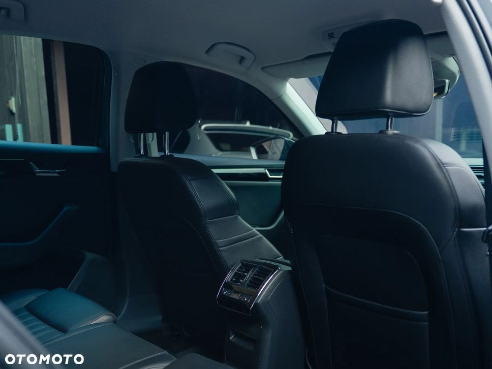 Skoda Superb 2.0 TSI 4x4 L&K DSG - 21