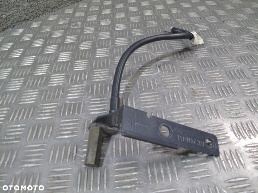 PRZEWÓD KABEL MASOWY Z MOCOWANIEM SCANIA R S - 4