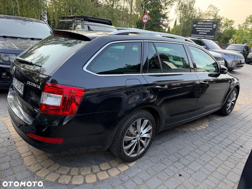 Skoda Octavia 2.0 TDI 4x4 L&K DSG - 13
