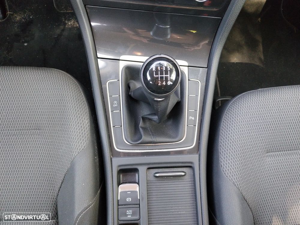 VW Golf 1.0 TSI Confortline - 20