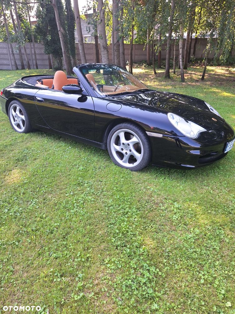 Porsche 911 Carrera - 1