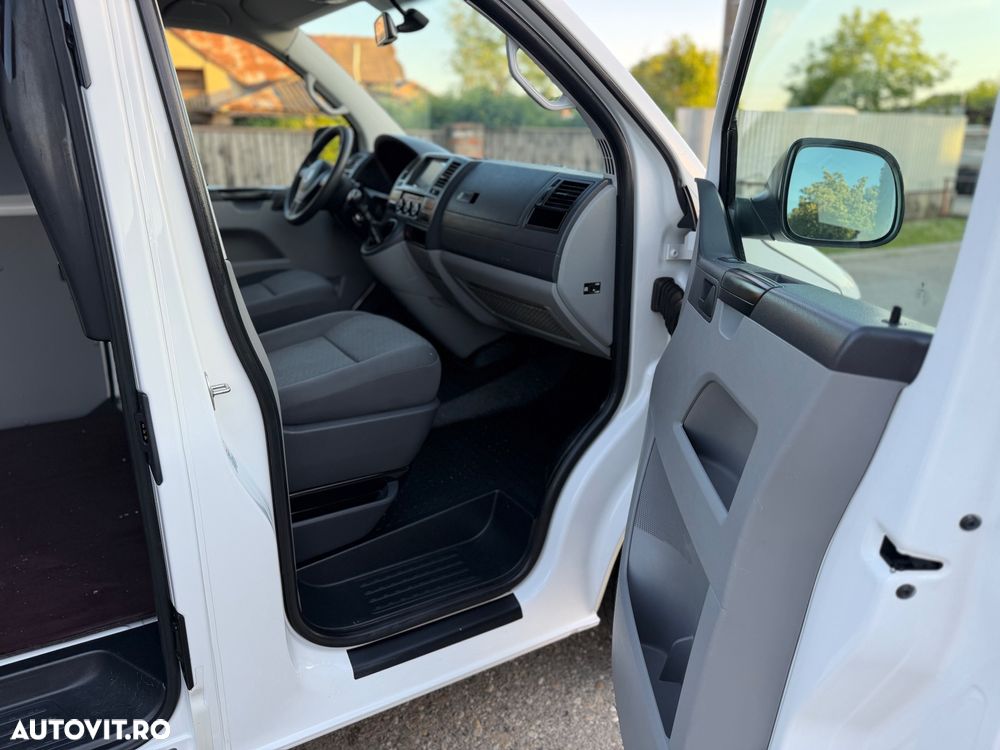 Volkswagen Transporter - 11