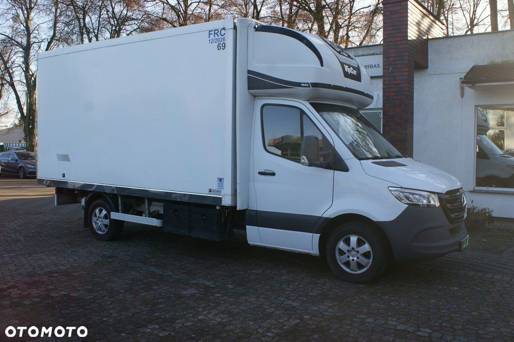 Mercedes-Benz Sprinter - 5