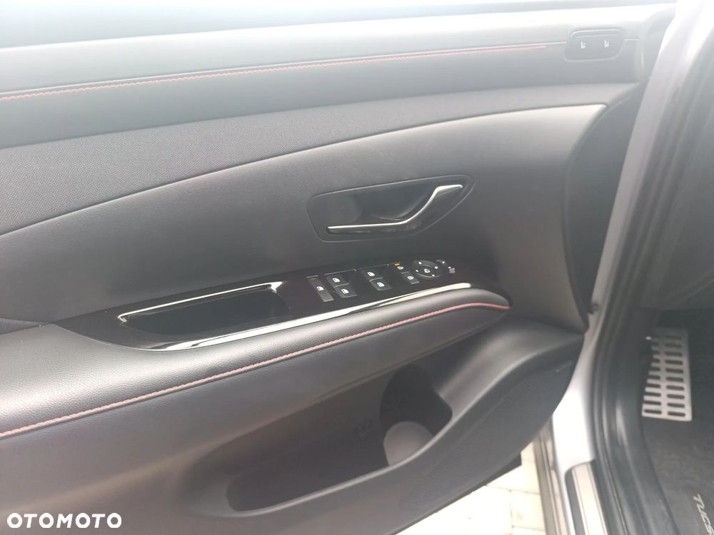 Hyundai Tucson 1.6 T-GDi 48V-Hybrid 4WD DCT N Line - 10