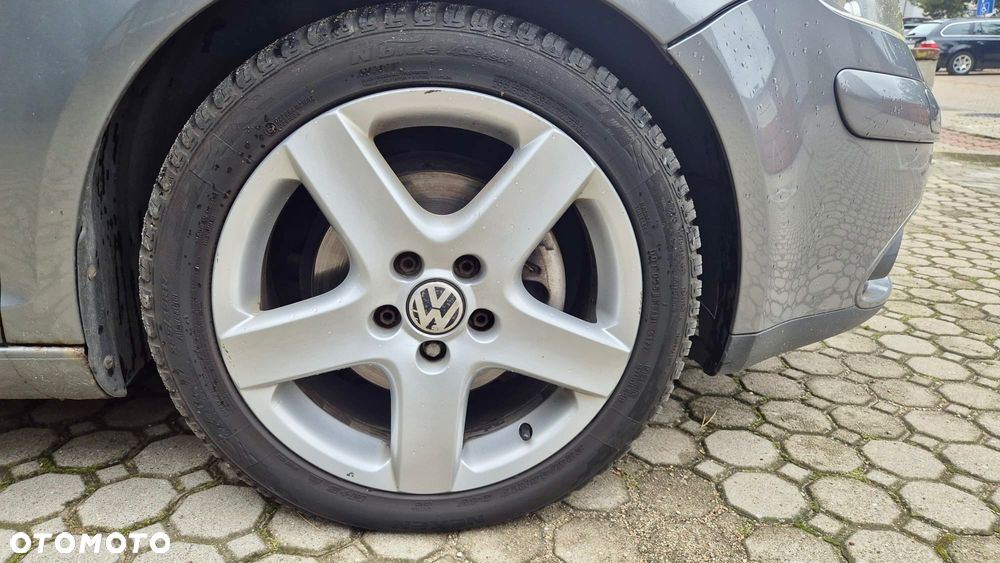 Volkswagen Golf Plus - 14