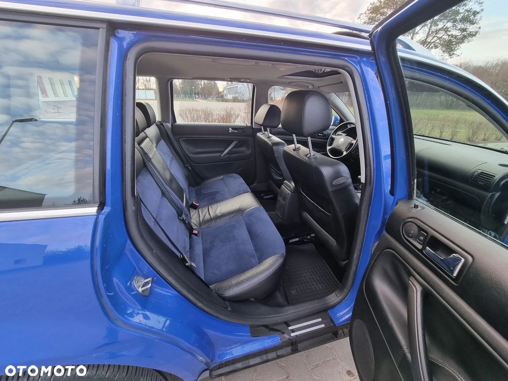 Volkswagen Passat - 12