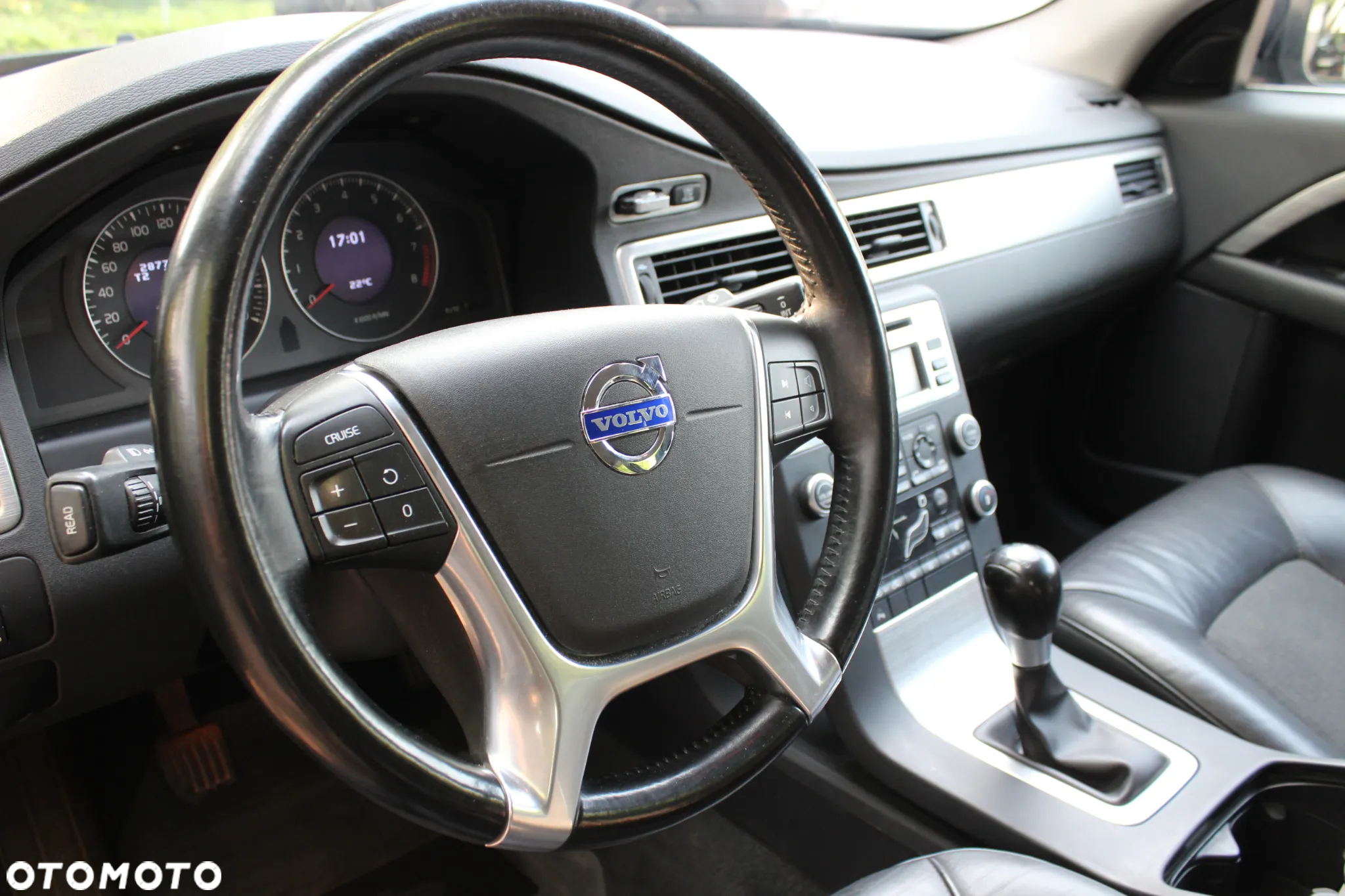 Volvo V70 2.0 Momentum - 13
