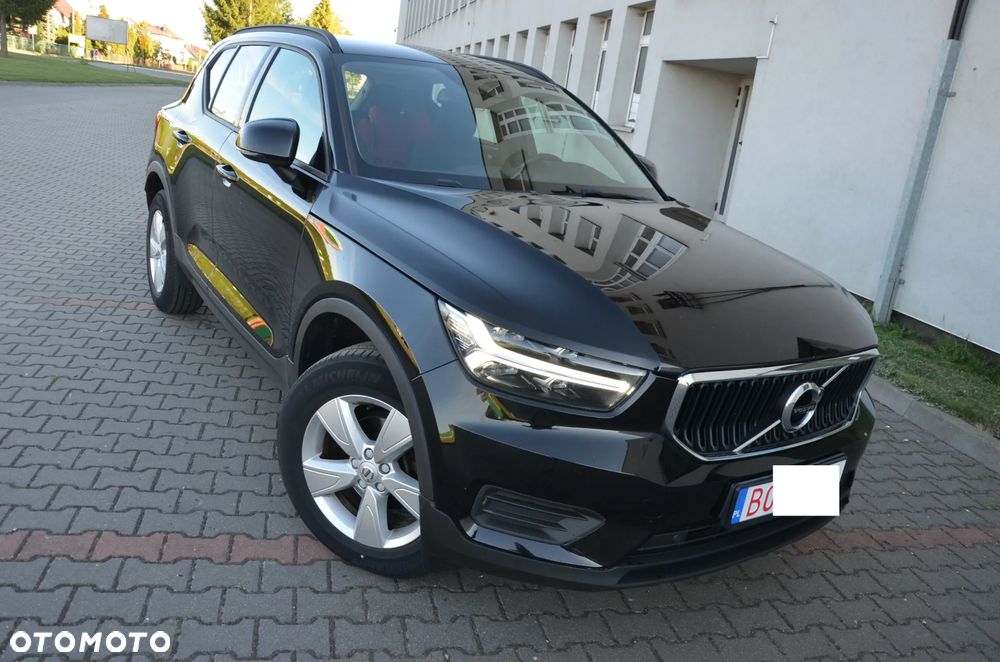 Volvo XC 40 T3 Momentum - 1