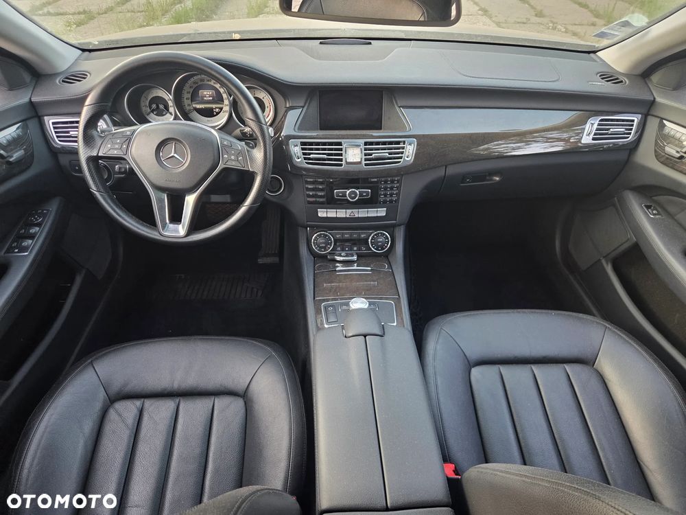 Mercedes-Benz CLS 350 CDI 4Matic 7G-TRONIC - 29