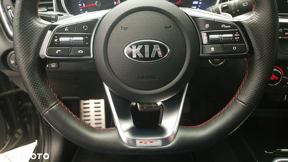 Kia ProCeed - 20