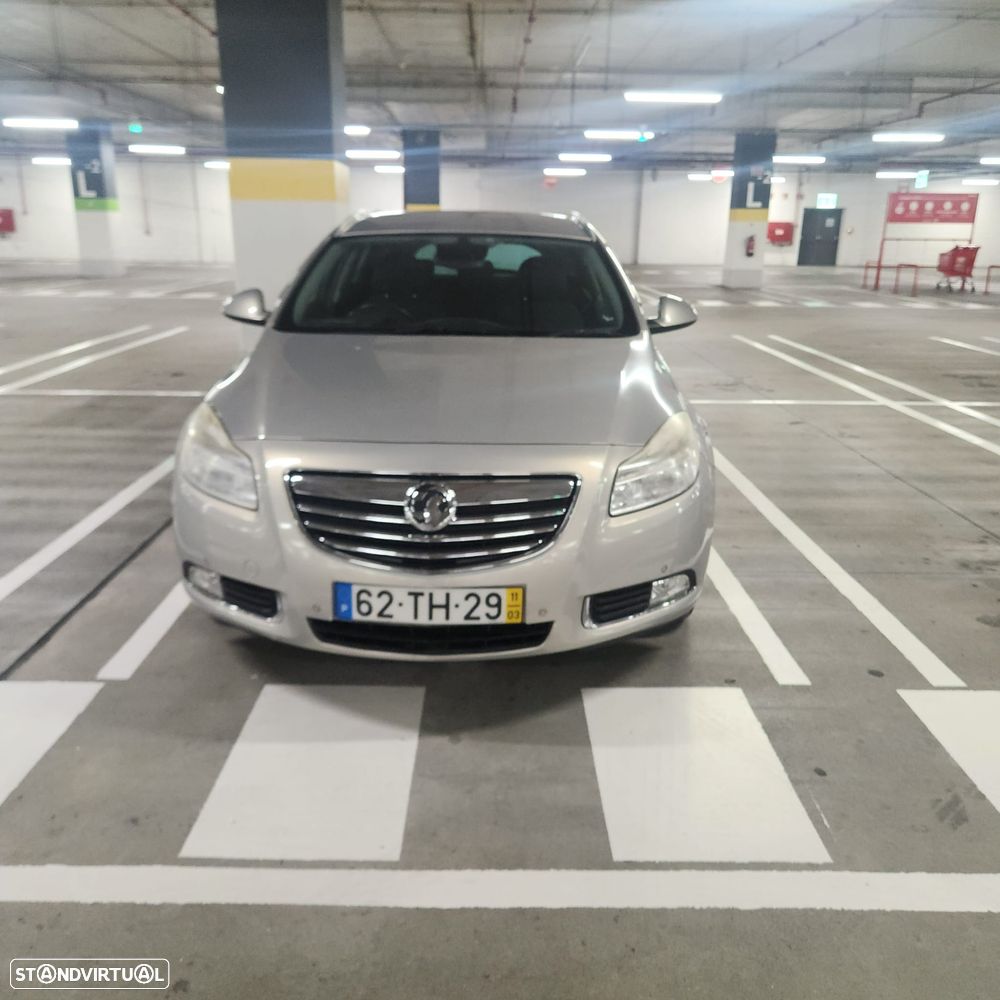 Opel Insignia Sports Tourer - 1