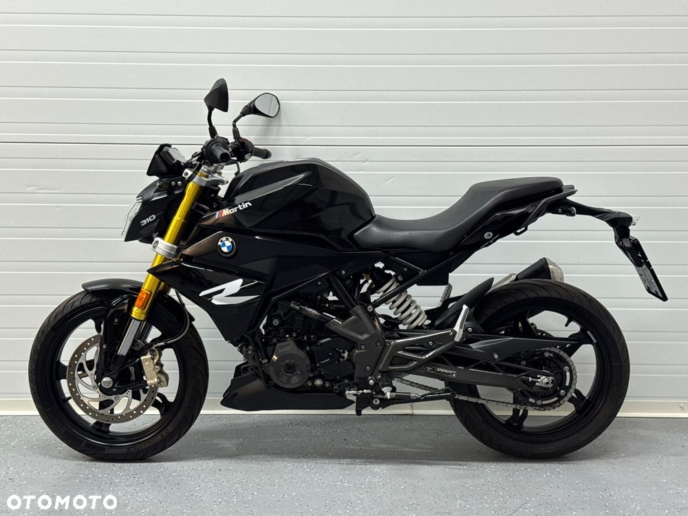 BMW G - 21