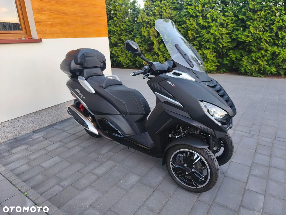 Peugeot Metropolis - 1