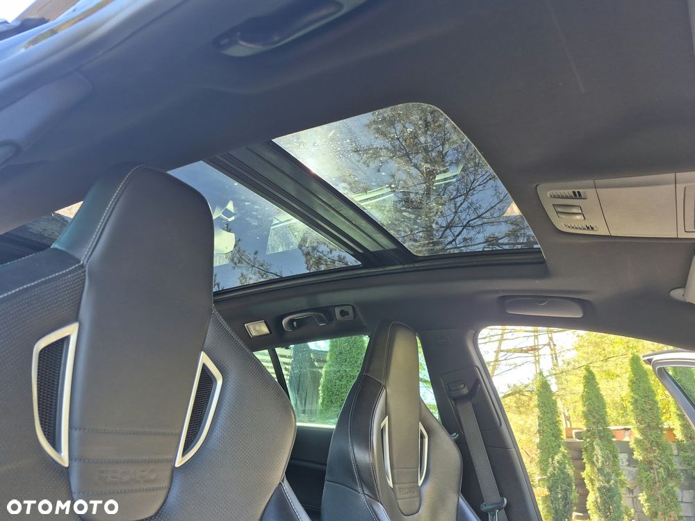 Opel Insignia - 16