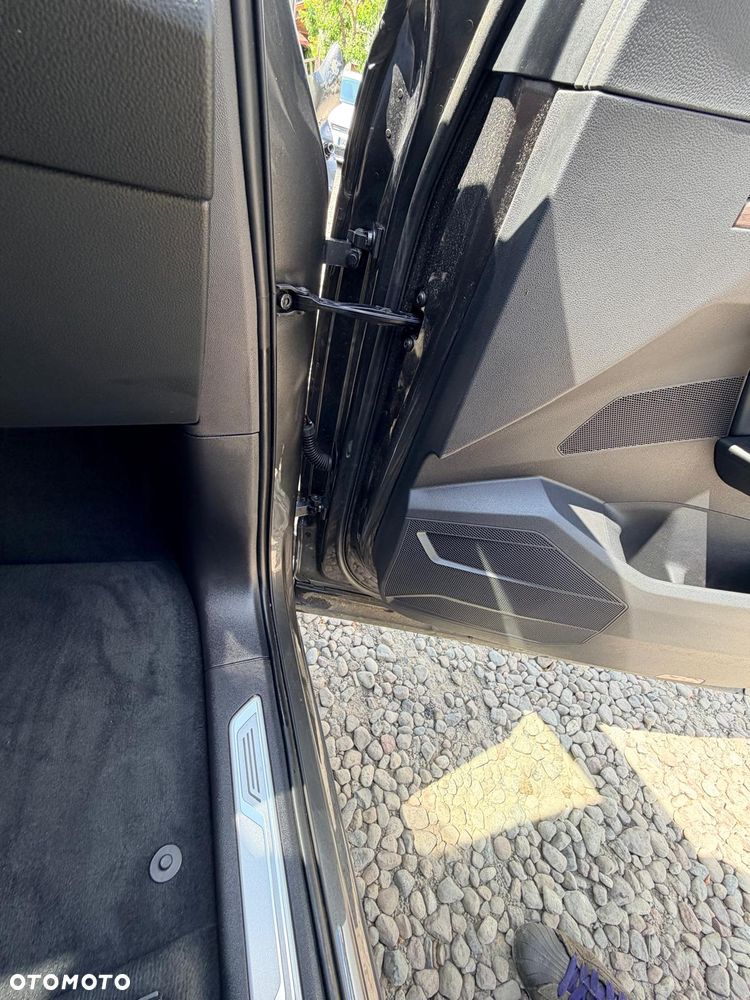 Volkswagen Touareg V6 e-Hybrid OPF 4Motion Elegance FINAL EDITION - 36