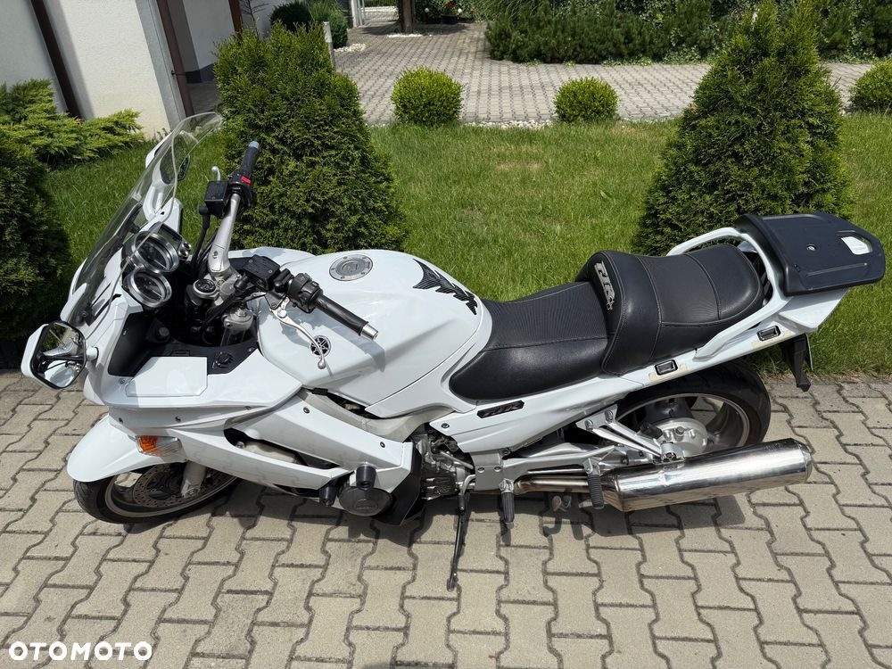 Yamaha FJR - 6