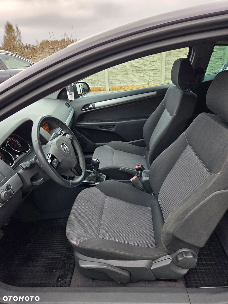 Opel Astra 1.6 Edition 111 Jahre - 26