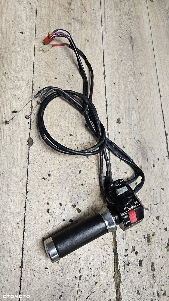 Yamaha XV 535 Virago Manetka gazu Przełącznik prawy paliwa rezerwy - 4