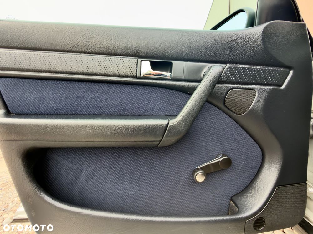 Audi 100 - 19