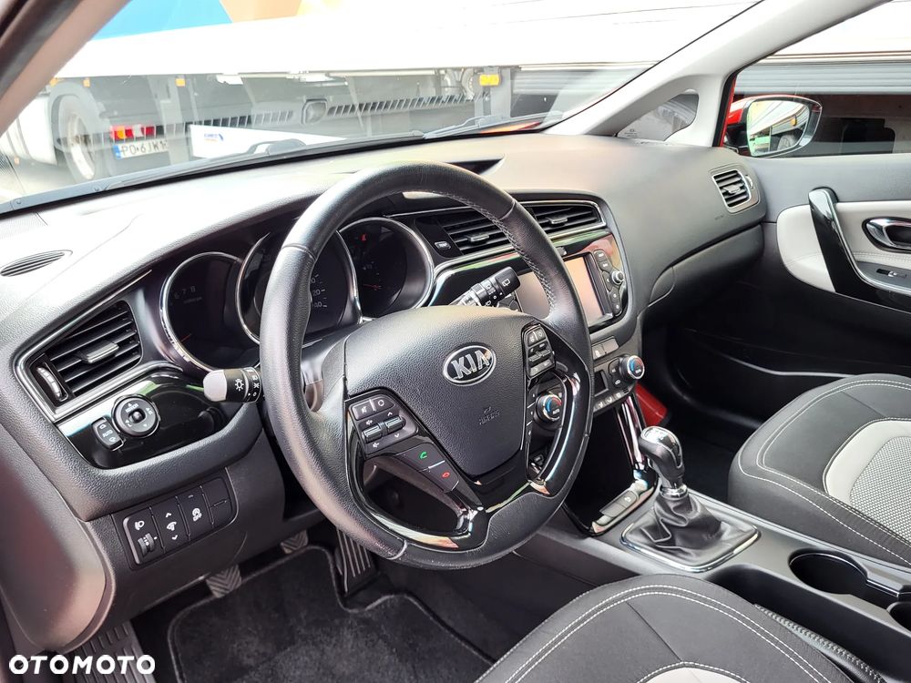 Kia Ceed 1.4 L Business Line - 15