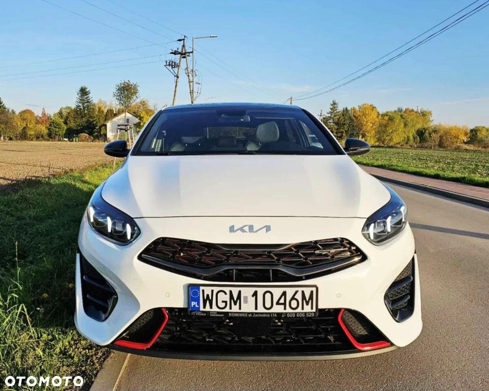 Kia ProCeed 1.6 T-GDI GT DCT - 1