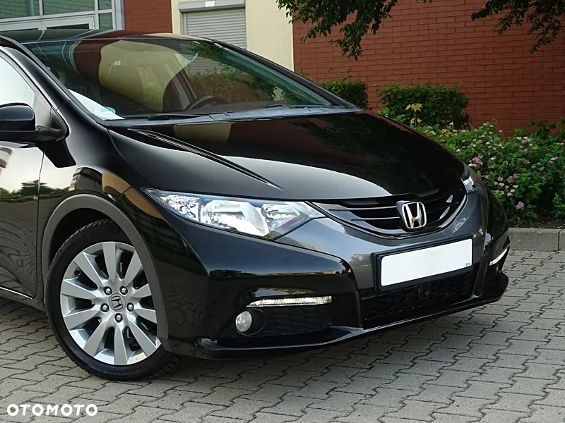 Honda Civic 1.4 i-VTEC Comfort Black Edition - 39