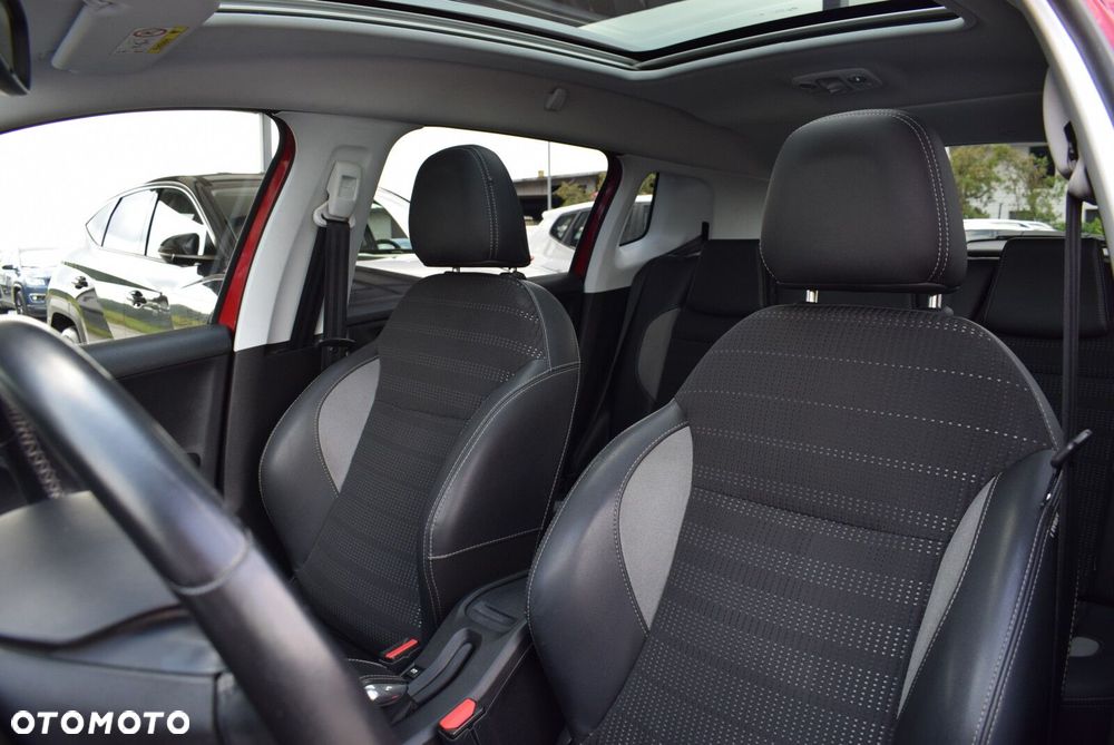 Peugeot 2008 - 13