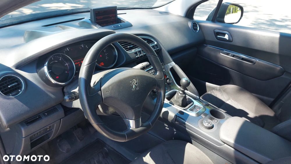 Peugeot 3008 1.6 HDi Premium - 4