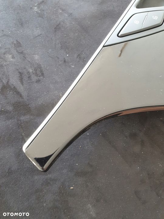 Listwa Drzwi Przód Prawa Audi A8 D4 Piano4H0867102 - 3