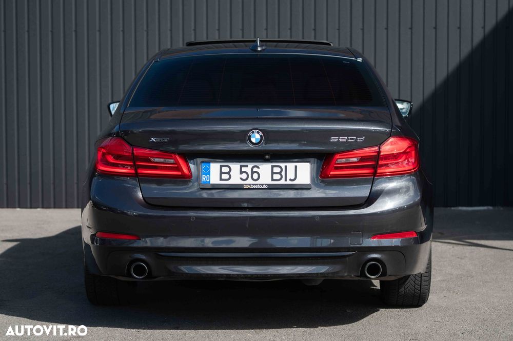 BMW Seria 5 520d xDrive AT - 10