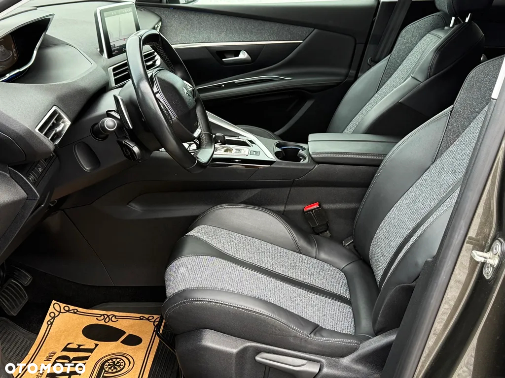 Peugeot 3008 BlueHDi 130 Stop & Start EAT8 Allure - 5