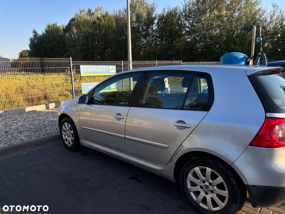 Volkswagen Golf 1.6 DSG Comfortline - 2