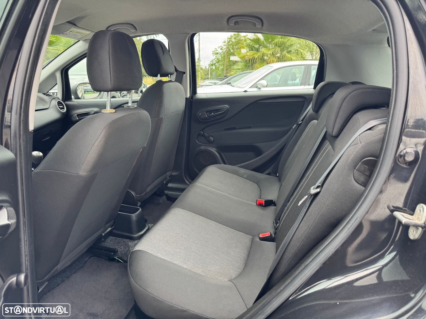 Fiat Punto 1.3 M-Jet Easy S&S - 6