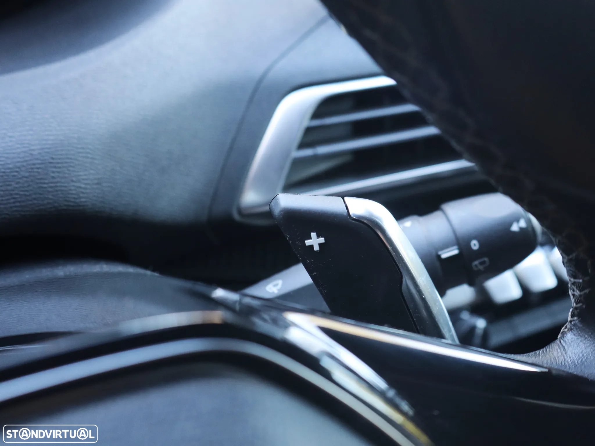 Peugeot 3008 1.5 BlueHDi Allure EAT8 - 10