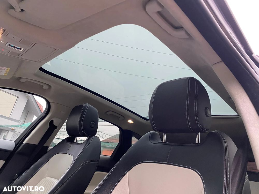 Jaguar F-Pace 20d AWD R-Sport - 18