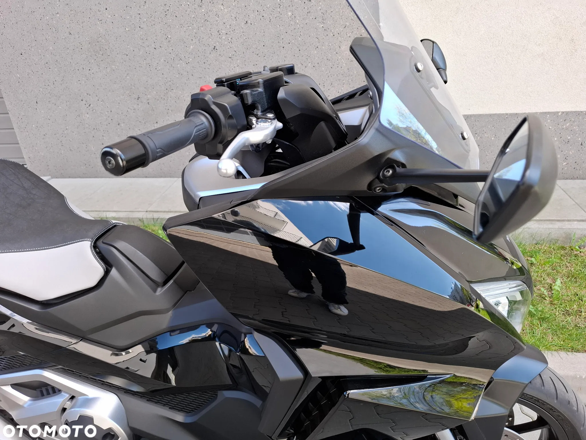 Honda NSS - 22