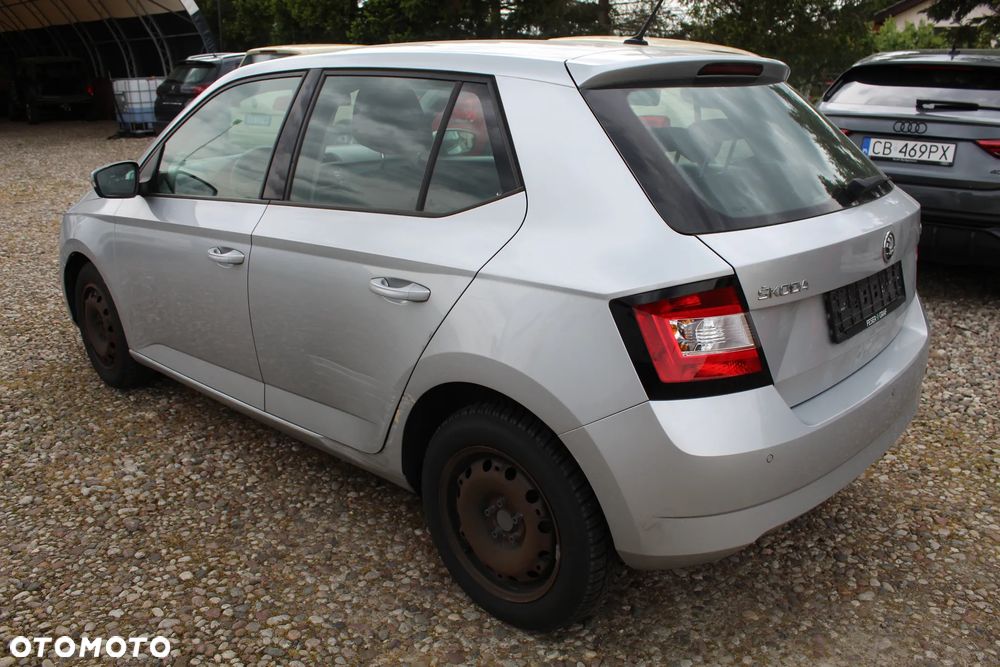 Skoda Fabia - 7