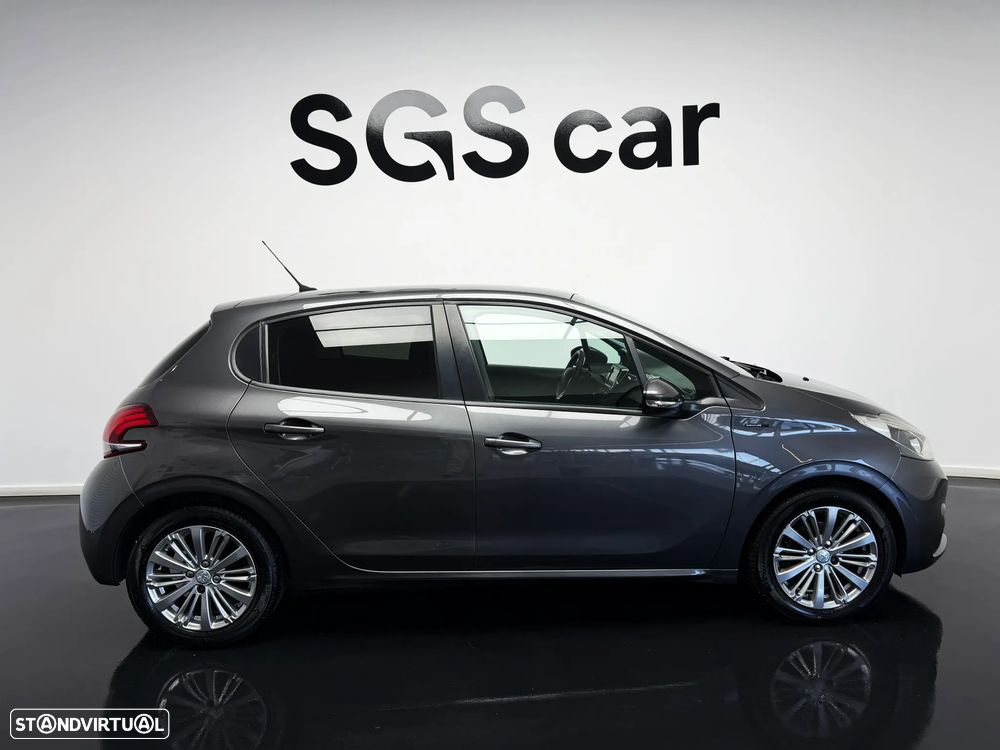 Peugeot 208 1.2 PureTech Style - 5