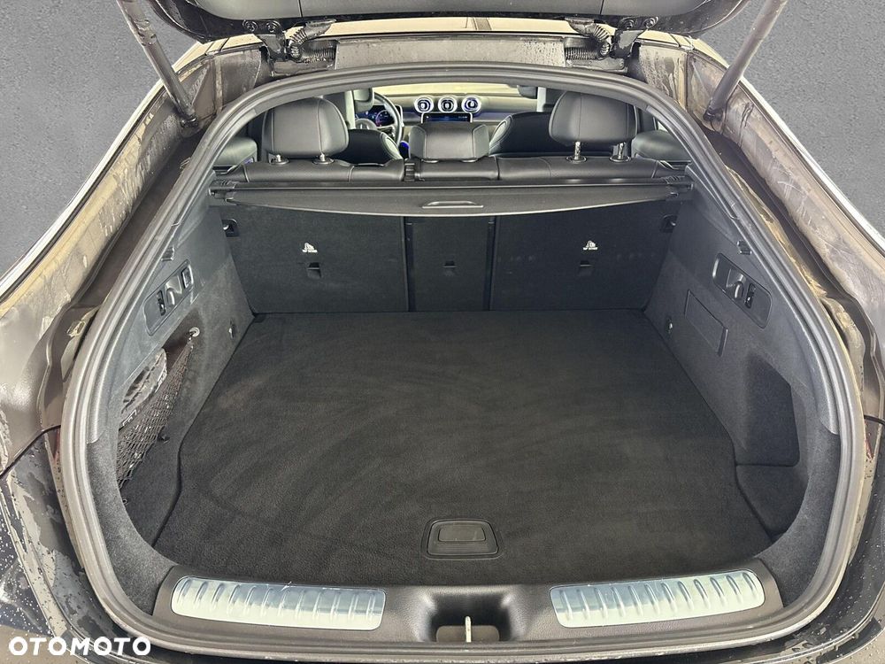 Mercedes-Benz GLC - 26