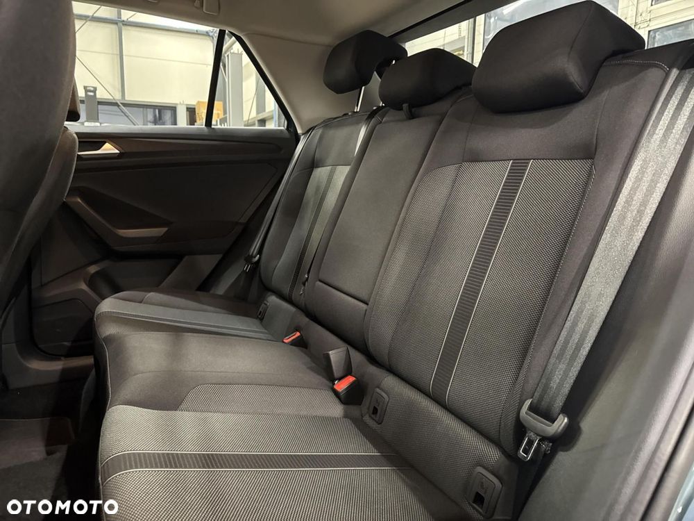Volkswagen T-Roc 1.5 TSI Life DSG - 12