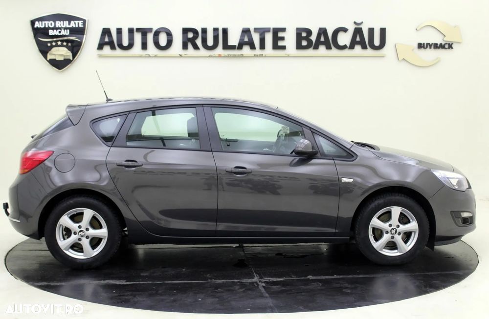 Opel Astra - 4