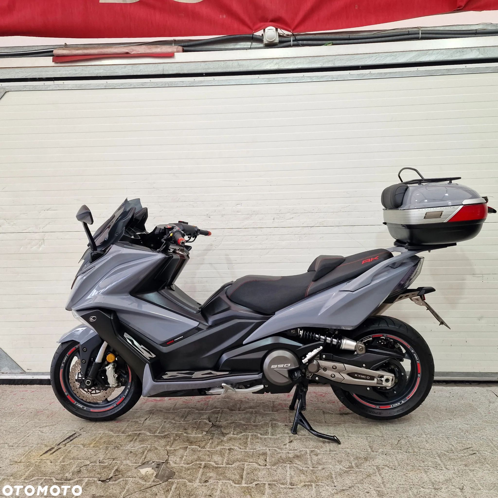 Kymco AK 550 - 1