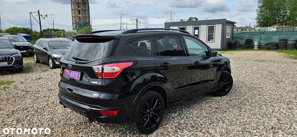 Ford Kuga - 24