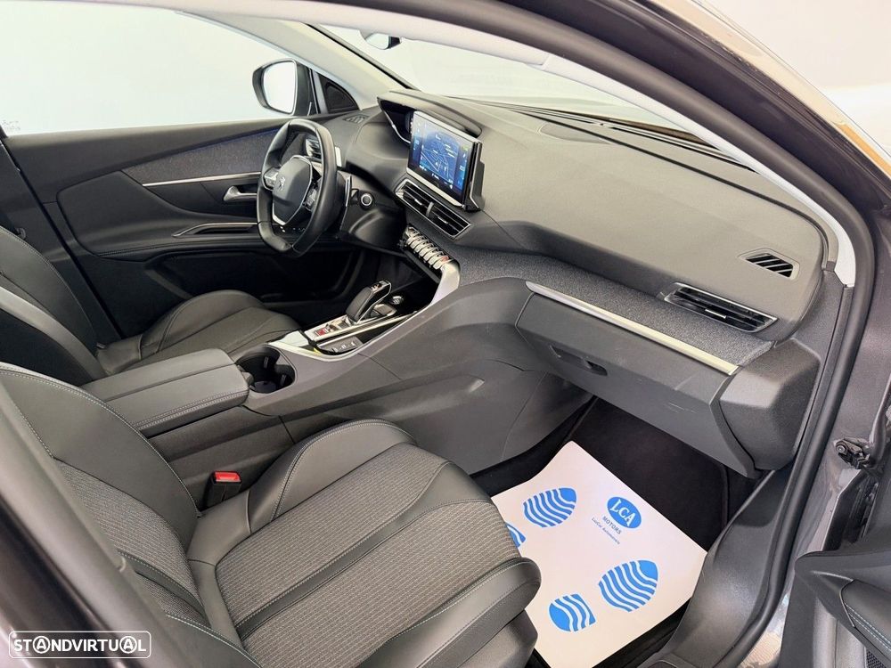 Peugeot 3008 1.6 Hybrid Allure Pack e-EAT8 - 34