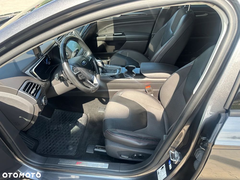 Ford Mondeo 2.0 TDCi ST-Line PowerShift - 8